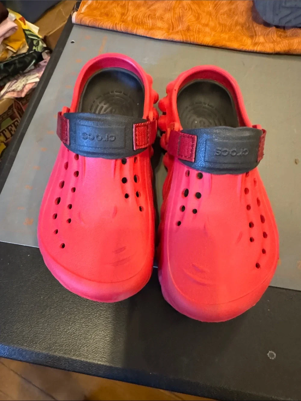 Crocs Echos Juniors Red Clogs
